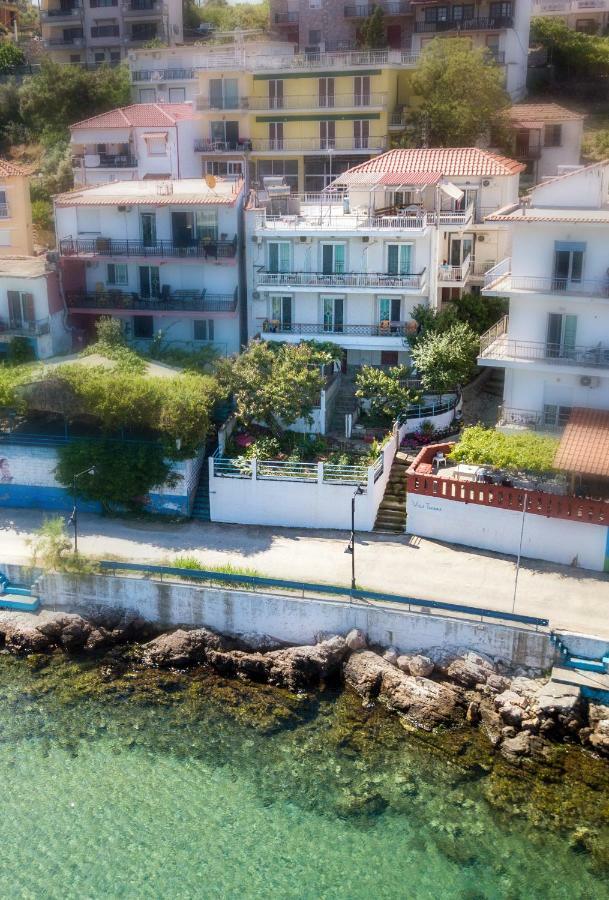 Aglaia Studios Skala Marion Luaran gambar
